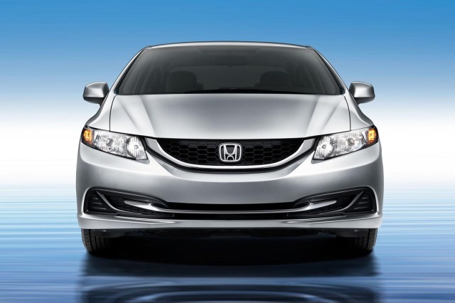 2014 Honda Civic Hybrid (2).jpg